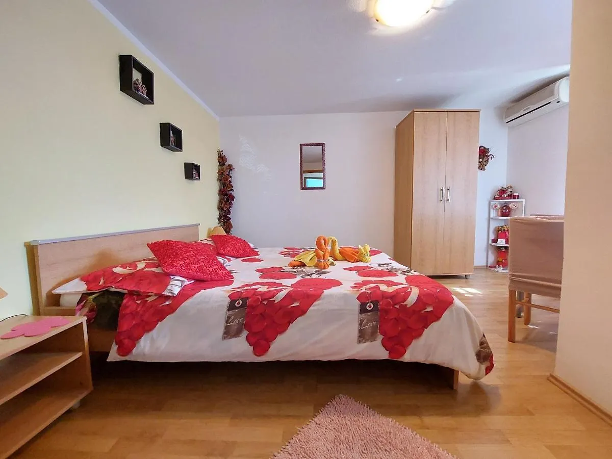 Rooms Anchy Crikvenica 3*,